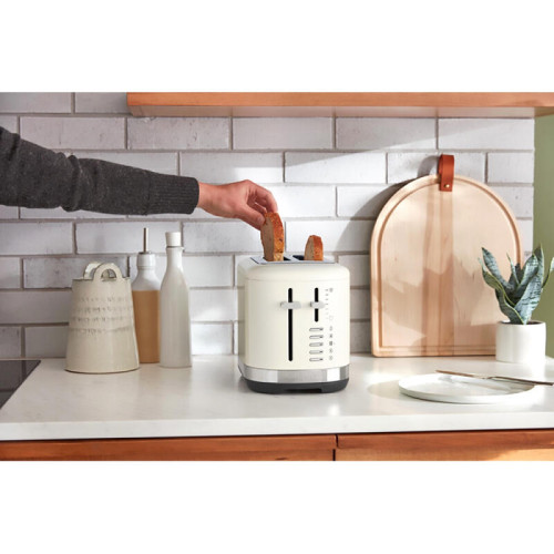 Тостер KitchenAid, 2 тоста, цвет фарфоровый белый Тостер KitchenAid, 2 тоста, цвет фарфоровый белый