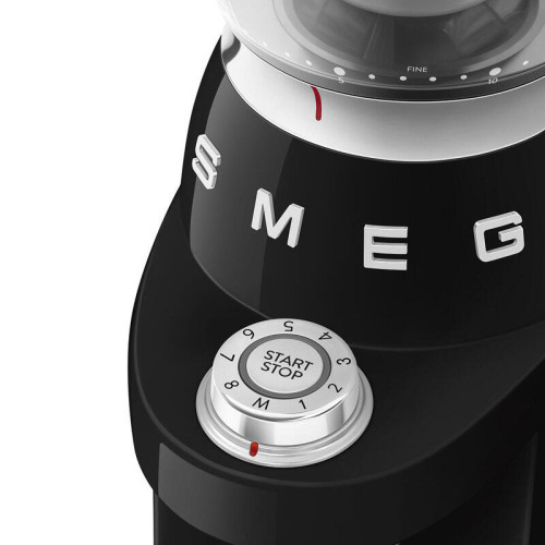 Кофемолка SMEG, стиль 50-х г.г., 15 уровней помола, конические жернова, объем контейнера для кофе 240 г, цвет пастельный черный