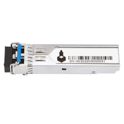 Оптический SFP Модуль. Два волокна Single Mode. Скорость: до 1,25 Гбит/c. Тип разъема: 2xLC. Оптический бюджет: 7дБ. Расстояние передачи - до 550м. Рабочая длина волны,нм - Tx:850/Rx:850. Поддержка DDM. Размеры (ШхВхГ): 14,8x12,4x56,5мм. Рабочая температу