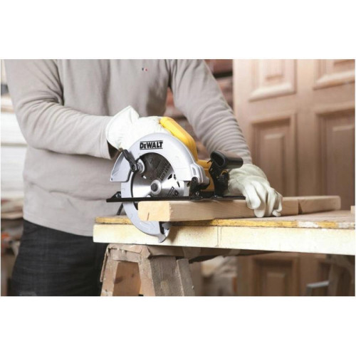 Циркулярная пила (дисковая) DeWalt DWE560K 1350Вт (ручная) D диска.:184мм (6687415) Циркулярная пила (дисковая) DeWalt DWE560K 1350Вт (ручная) D диска.:184мм (6687415)