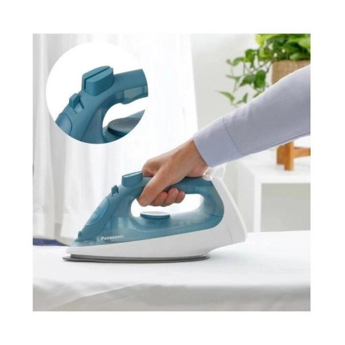 Утюг/ Утюг Panasonic NI-S430GTV 2300Вт зеленый