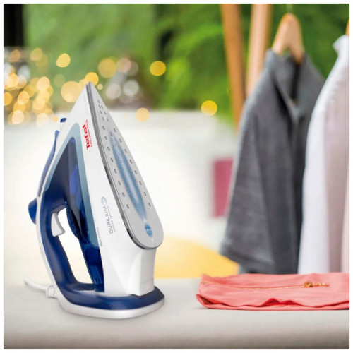 Утюг TEFAL/ Утюг TEFAL FV5736E0 Утюг Tefal Easygliss 2 FV5736E0