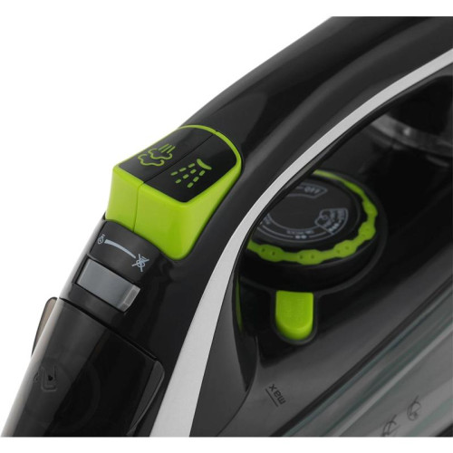 Утюг/ Утюг Starwind SIR2845 2800Вт черный/серебристый