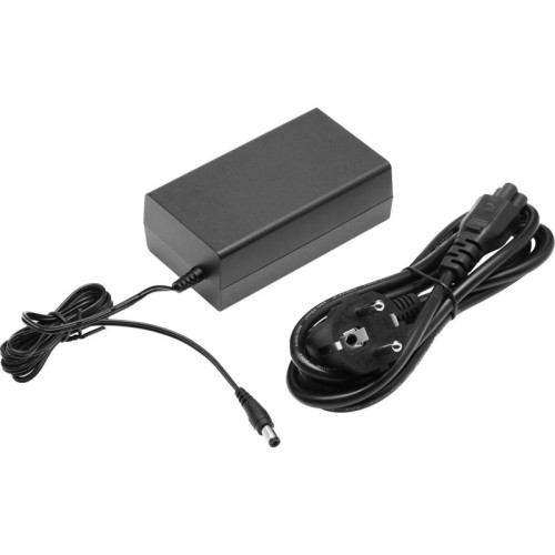 4-канальный сетевой видеорегистратор с поддержкой PoE/ 4 Channel PoE Network Video Recorder 4-канальный сетевой видеорегистратор с поддержкой PoE/ 4 Channel PoE Network Video Recorder