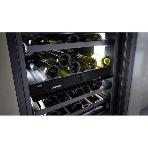 Винные шкафы Liebherr/ Vinidor Selection, высота 86-92 см, 2 темп. зоны, дверь стеклопакет, door-on-door panel ready: установка фасадной рамки, сенсорный дисплей Touch&Swipe. Важно: увеличенная высота встраивания: 86-92 см