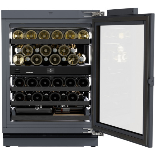 Винные шкафы Liebherr/ Vinidor Selection, высота 86-92 см, 2 темп. зоны, дверь стеклопакет, door-on-door panel ready: установка фасадной рамки, TipOpen, сенсорный дисплей Touch&Swipe. Важно: увеличенная высота встраивания: 86-92 см