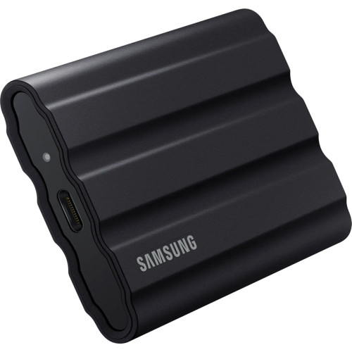 Внешние HDD и SSD/ Samsung External SSD T7 Shield, 1TB, Type C-to-C/A, USB 3.2 Gen2, R/W 1050/1000MB/s, IP65, 88x59x13mm, 98g, Black (12 мес.)