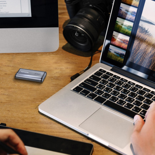 Твердотельный накопитель/ ADATA External SSD SE880, 4000GB, USB 3.2 Gen2 Type-C, up to R/W 2000/2000 MB/s, 64.8x35x12.5mm, Titanium Grey (5 лет)