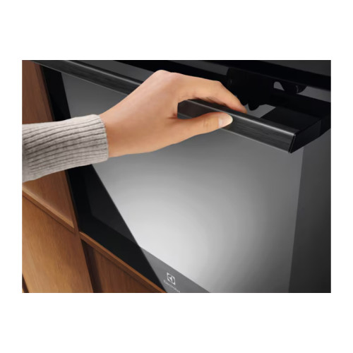 Встраиваемый духовой шкаф/ Электрический духовой шкаф с конвекцией, сенсорное управление,объем 72 л, 11 режимов, автопрограммы, очистка пиролитическая, 3 стекла в дверце, направляющие проволочные+Телескопические направляющие TR2LV, термощуп