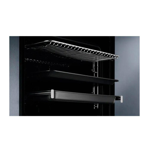 Встраиваемые электрические духовки ELECTROLUX/ Духовой шкаф с паром SteamBake,цвет -чёрный, утапливаемые переключатели, таймер отключения, отложенный старт, будильник, хромированные направляющие из нержавеющей стали Easy Entry , телескопические направляющ