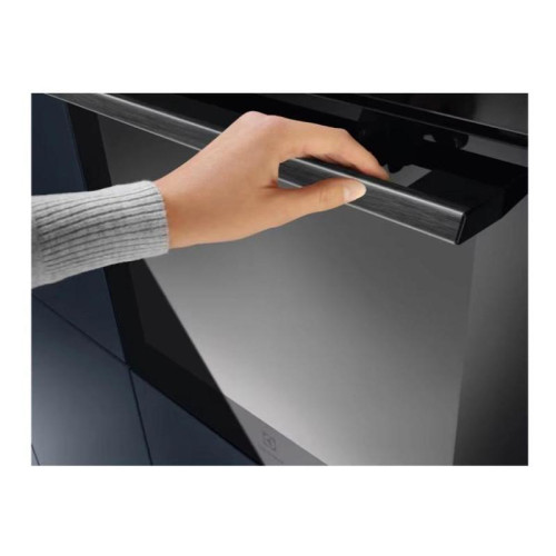 Духовой шкаф Электрический/ Духовой шкаф Электрический Electrolux EOD6F77WZ черный