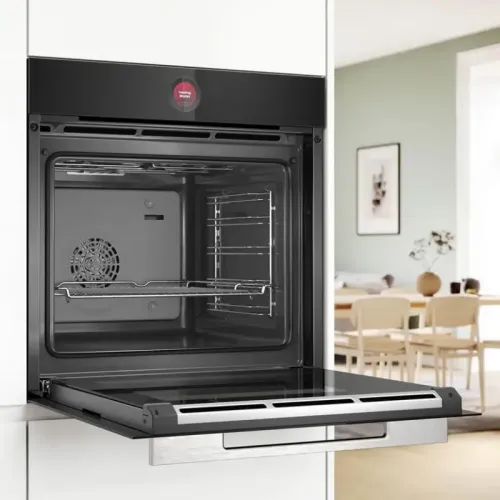 Встраиваемая электрическая духовка BOSCH/ Встраиваемая электрическая духовка BOSCH HBG7341B1 Встраиваемый духовой шкаф с 14 режимами нагрева,контроль температуры от 30 °C до 300 °C,объем 71 л,Eco Clean Direct,TFT сенсорный дисплей,дверь с SoftClose и Soft