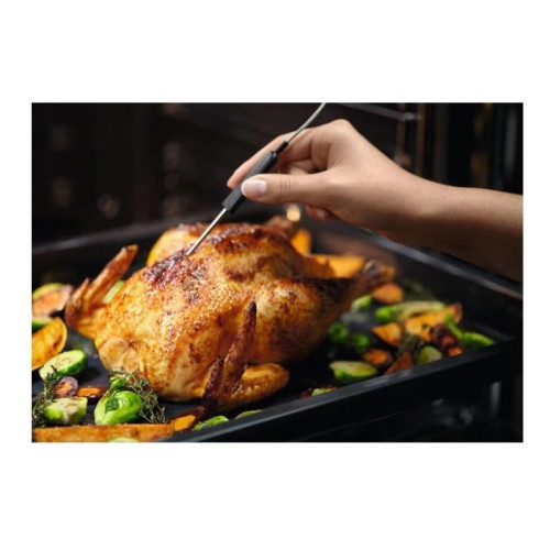 Духовой шкаф Электрический/ Духовой шкаф Электрический Electrolux EOE8P39WX черный/нержавеющая сталь