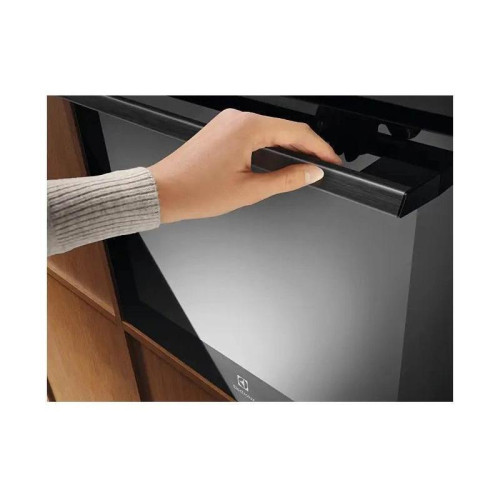 Духовой шкаф Электрический/ Духовой шкаф Электрический Electrolux LOC9P3XZ черный