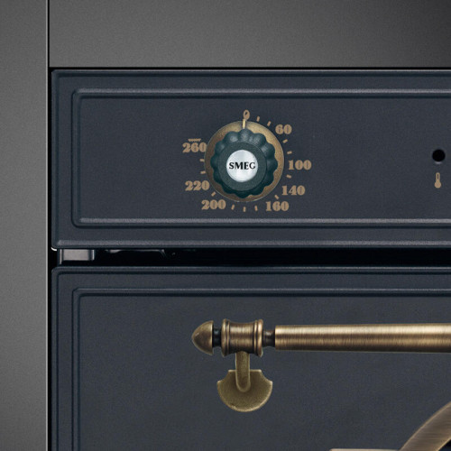 Встраиваемый духовой шкаф SMEG/ Встраиваемый духовой шкаф SMEG, 60 см, Cortina, 50-260 градусов, часы/таймер, галогенная подсветка, 9 режимов, поворотные переключатели Cortina, пиролиз, автоматическое отключение, петли Soft Close, полезный объем 65 л, цве