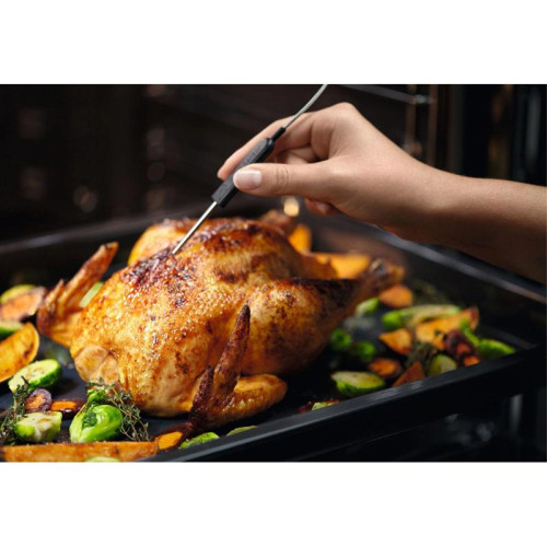 Духовой шкаф Электрический/ Духовой шкаф Электрический Electrolux EOC8P39H черный