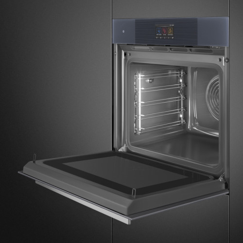 Духовой шкаф Smeg/ Духовой шкаф Smeg,Эстетика Linea, Стекло Neptune Grey Сенсорный дисплей VivoScreen 25 функций приготовления – 10 традиционных, 10 с использованием пара, 5 с использованием микроволн. 150 автоматических программ приготовления 10 персонал
