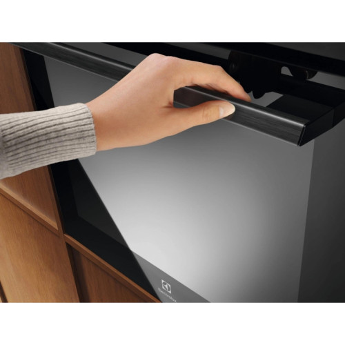 Духовой шкаф Электрический/ Духовой шкаф Электрический Electrolux EOC9P3XH черный Духовой шкаф Электрический/ Духовой шкаф Электрический Electrolux EOC9P3XH черный