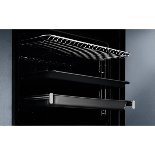 Встраиваемая электрическая духовка ELECTROLUX/ Встраиваемая электрическая духовка ELECTROLUX EOF5C50BZ Духовой шкаф SurroundCook, основной цвет - черный, утапливаемые переключатели, таймер отключения, отложенный старт, будильник, хромированные направляющи Встраиваемая электрическая духовка ELECTROLUX/ Встраиваемая электрическая духовка ELECTROLUX EOF5C50BZ Духовой шкаф SurroundCook, основной цвет - черный, утапливаемые переключатели, таймер отключения, отложенный старт, будильник, хромированные направляющи