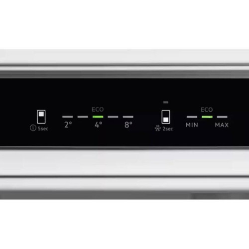 Встраиваемые холодильники  ELECTROLUX/ Холодильник комбинированный, встраиваемыйTwinTech 600, скользящие направляющие, No Frost (морозильная камера), сенсорное управление, полезный объём: 269 л (207 + 62 л), зона свежести, перенавешиваемые двери,полка для