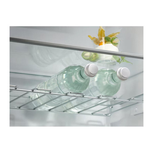 Встраиваемые холодильники  ELECTROLUX/ Холодильник комбинированный No Frost, встраиваемый, Размеры ВxШxГ [мм]: 1884x696x549, сенсорное управление с символьным дисплеем, Динамическая система охлаждения в холодильной камере, система охлаждения в морозильной