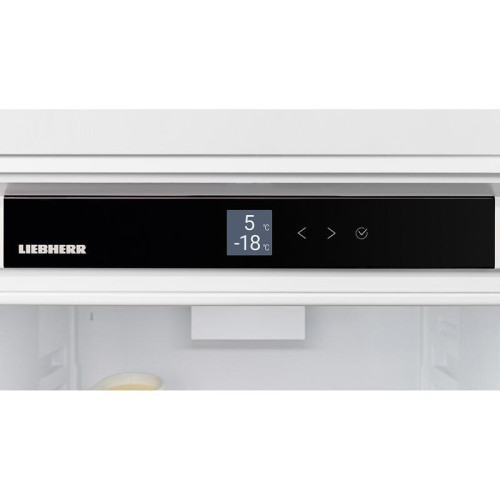 Встраиваемые холодильники Liebherr/ Pure, ниша 194 см, EasyFresh, МК NoFrost 3 контейнера, сенсорный дисплей Touch, door-on-door. Встраиваемые холодильники Liebherr/ Pure, ниша 194 см, EasyFresh, МК NoFrost 3 контейнера, сенсорный дисплей Touch, door-on-door.
