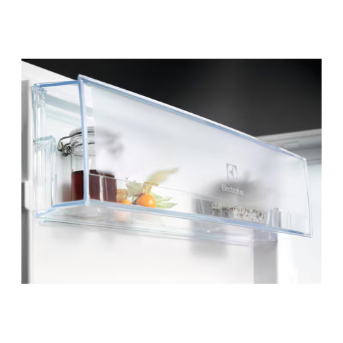 Встраиваемый холодильник ELECTROLUX/ Холодильник встраиваемый c МК, объем МК 16 л, полезный объем холодильника 94 л, механическое управление, В=82см, Ш=56см, статическая система, крепление дверцы на направляющих, класс энергопотребления - А++.