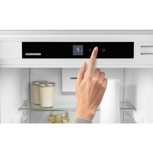 Встраиваемый холодильник LIEBHERR/ EIGER, ниша 178, Pure, EasyFresh, без МК, door-on-door. Встраиваемый холодильник LIEBHERR/ EIGER, ниша 178, Pure, EasyFresh, без МК, door-on-door.