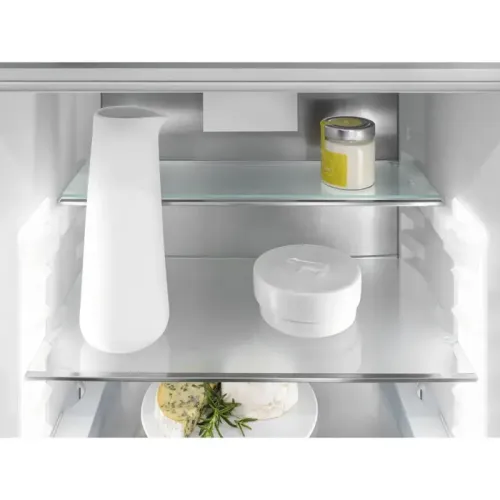 Встраиваемый холодильник LIEBHERR/ EIGER, ниша 178, Prime, EasyFresh, МК NoFrost, 3 контейнера, door-on-door