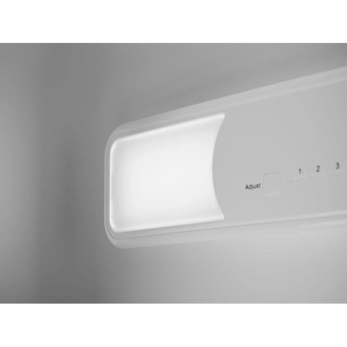 Встраиваемый холодильник ELECTROLUX/ Холодильник комби встраиваемый, скользящие направляющие, без No Frost, электронное управление, полезный объём: 249 л (179 + 70 л), перенавешиваемые двери, 54x54.1x176.3 см, белый