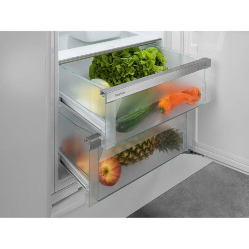 Встраиваемый холодильник LIEBHERR/ EIGER, ниша 178, Pure, EasyFresh, без МК, door-on-door. Встраиваемый холодильник LIEBHERR/ EIGER, ниша 178, Pure, EasyFresh, без МК, door-on-door.