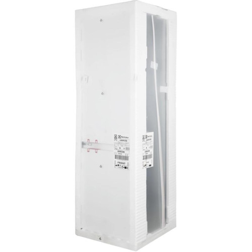 Холодильник/ Холодильник Electrolux LND5FE18S 2-хкамерн. белый