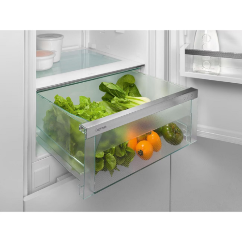 Встраиваемые холодильники Liebherr/ EIGER, ниша 178, Plus, EasyFresh, МК SmartFrost, 2 контейнера, door sliding Встраиваемые холодильники Liebherr/ EIGER, ниша 178, Plus, EasyFresh, МК SmartFrost, 2 контейнера, door sliding