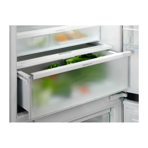 Встраиваемые холодильники  ELECTROLUX/ Холодильник комбинированный No Frost, встраиваемый, Размеры ВxШxГ [мм]: 1884x696x549, сенсорное управление с символьным дисплеем, Динамическая система охлаждения в холодильной камере, система охлаждения в морозильной