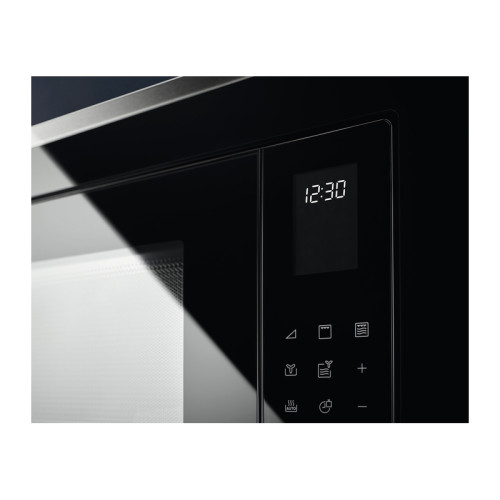 Встраиваемая микроволновая печь ELECTROLUX/ Встраиваемая микроволновая печь ELECTROLUX LMS4253TMK Микроволновая печь с грилем, объем 25 л., высота 390 мм, цвет черный