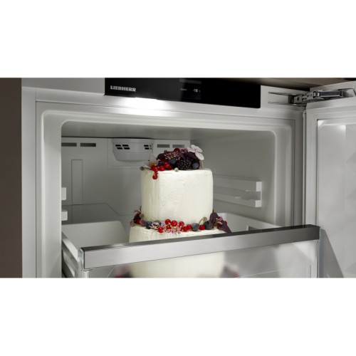 Встраиваемая морозильная камера Liebherr/ Prime, высота 86-92 см, door-on-door, NoFrost, LED освещение, сенсорный дисплей Touch&Swipe за дверью. Важно: увеличенная высота встраивания: 86-92 см