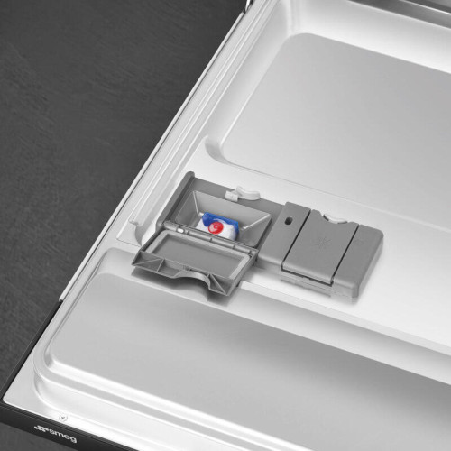 Посудомоечная машина Smeg/ Посудомоечная машина Smeg, встраиваемая, 60 см, сенсорное управление Soft Touch, 13 комплектов, 8 программ, инверторный мотор 2.0, полный AquaStop, автоматическое открывание дверцы, конденсационная сушка, LED дисплей, цвет черны