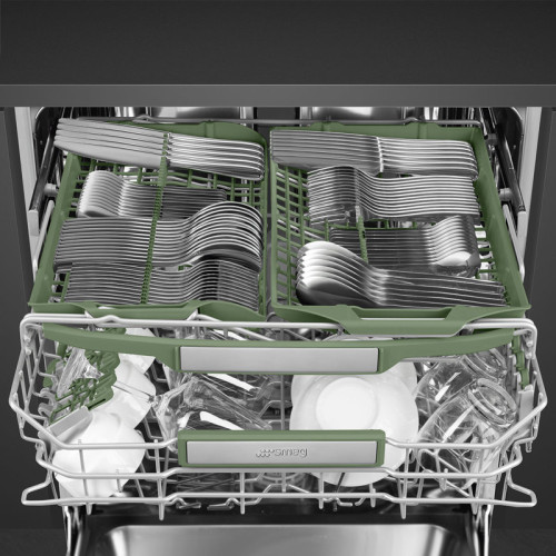 Посудомоечная машина Smeg/ Посудомоечная машина Smeg, встраиваемая, 60 см, 14 комплектов, сенсорное управление, LED дисплей, орбитальная система мойки, 10 (+1) программ, конденсационная сушка, автоматическое открывание дверцы, Dry Assist, инверторный мото