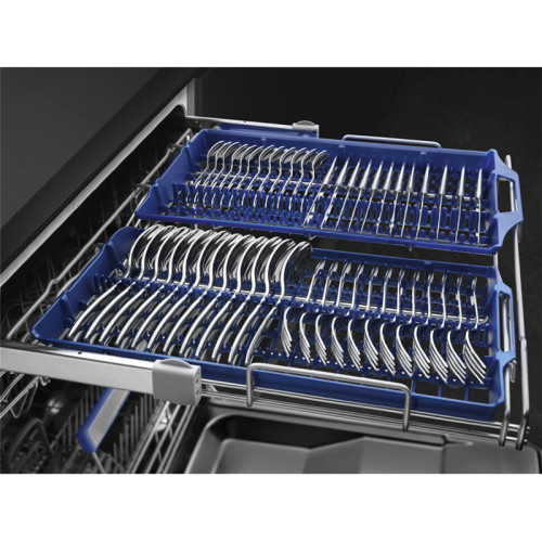 Встраиваемые посудомоечные машины SMEG/ Полностью встраиваемая, Ширина 60 см, 13 комплектов, 10+1 программ, 3 корзины
