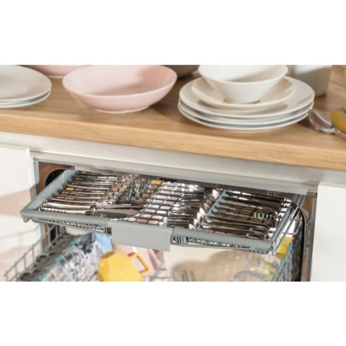 Посудомоечная машина Gorenje/ Посудомоечная машина Gorenje, 60 см, 16 комплектов, 3 корзины, сенсорное управление, 6 программ, отсрочка старта до 24 ч, самодиагностика, полный AquaStop, автооткрытие дверцы TotalDry, энергоэффективность А+++, уровень шума 