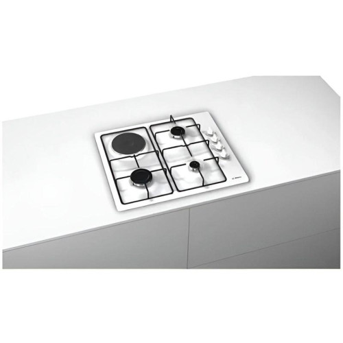 Газовая варочная поверхность/ Газовая варочная поверхность Bosch PBY6C2B82Q белый