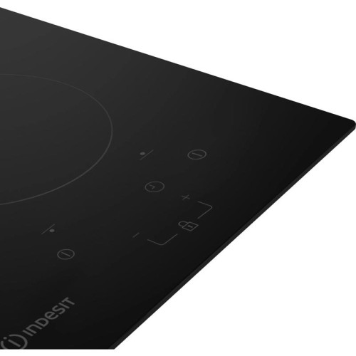 Варочная поверхность/ Варочная поверхность Indesit IRT 130 черный
