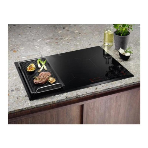 Индукционная варочная поверхность/ Индукционная варочная поверхность Electrolux EIV85453 черный