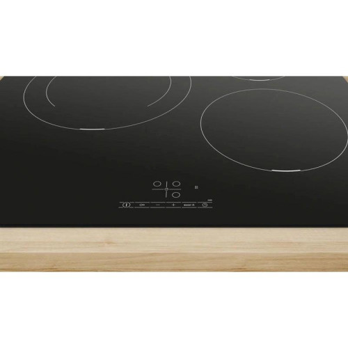 Индукционная варочная поверхность/ Индукционная варочная поверхность Bosch PUJ611BB5E черный