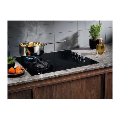 Газовая варочная поверхность/ Газовая варочная поверхность Electrolux EGE6172NOK черный