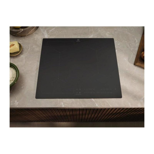 Индукционная варочная поверхность/ Индукционная варочная поверхность Electrolux EIT60433CT черный