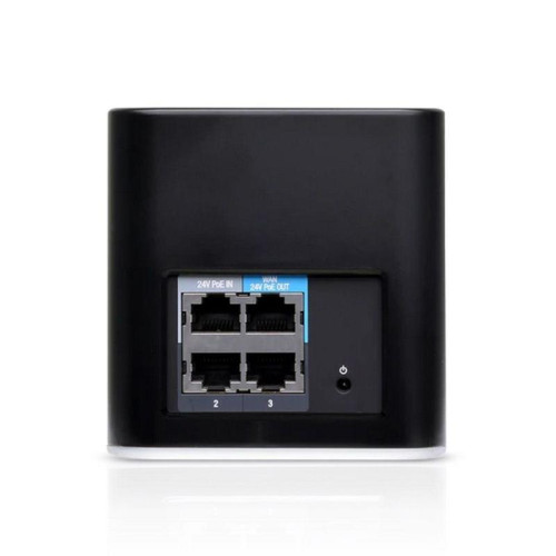 Точка доступа Wi-Fi Ubiquiti airCube AC  ACB-AC  Wi-Fi маршрутизатор 2.4+5 ГГц, 4х 1G RJ45, PoE Pass-Through (026652)