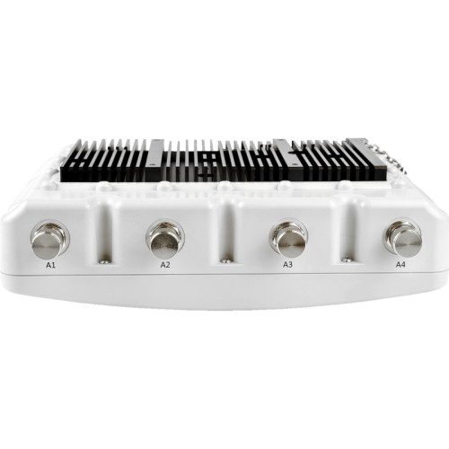 Точка доступа WOP-30LI, 802.11ax  (WiFi 6), 2.4/5GHz; 2х2 MU-MIMO; 2 x10/100/1000Base-T, 2xSFP, 4 разъема N-типа для подключения внешних антенн, 48/56В PoE+, источник питаня 12В.