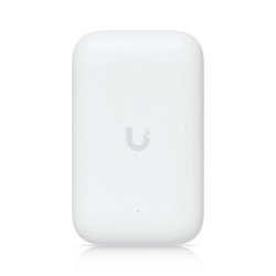 Точка доступа Wi-Fi Ubiquiti Swiss Army Knife Ultra 2.4+5 ГГц, 802.11ac, 2x2 MIMO, до 20 дБм, 1х 1Гб RJ45, до 200 клиентов, до 866.7 Мбит/с