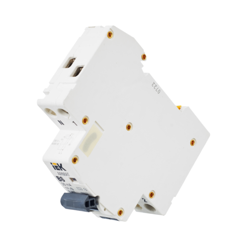 ARMAT АВДТ B06S 1P+NP B6 30мА тип AC (18мм) IEK